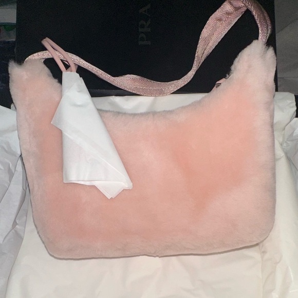 Prada Shearling 2000 re addition - Picture 4 of 9